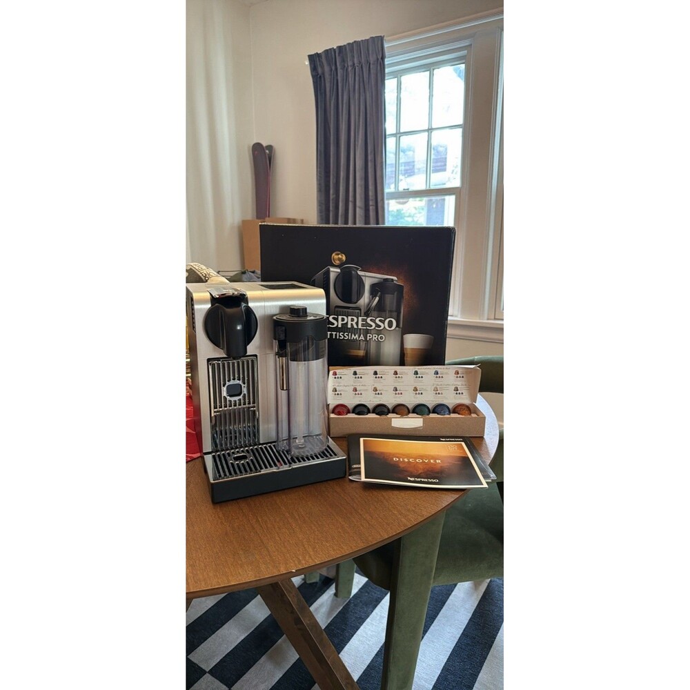 Delonghi EN750MB Nespresso Lattissima Pro Machine - Open Box Retail $649